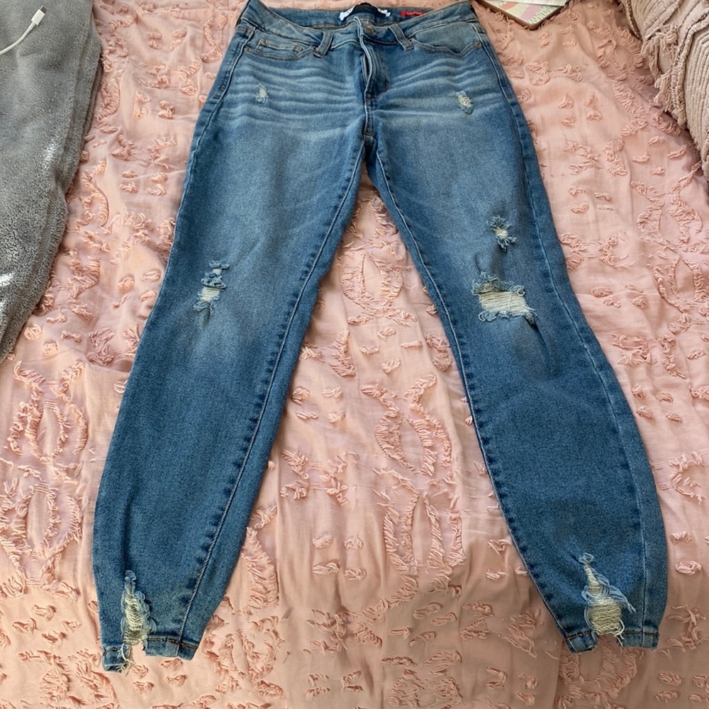 Ripped jeans